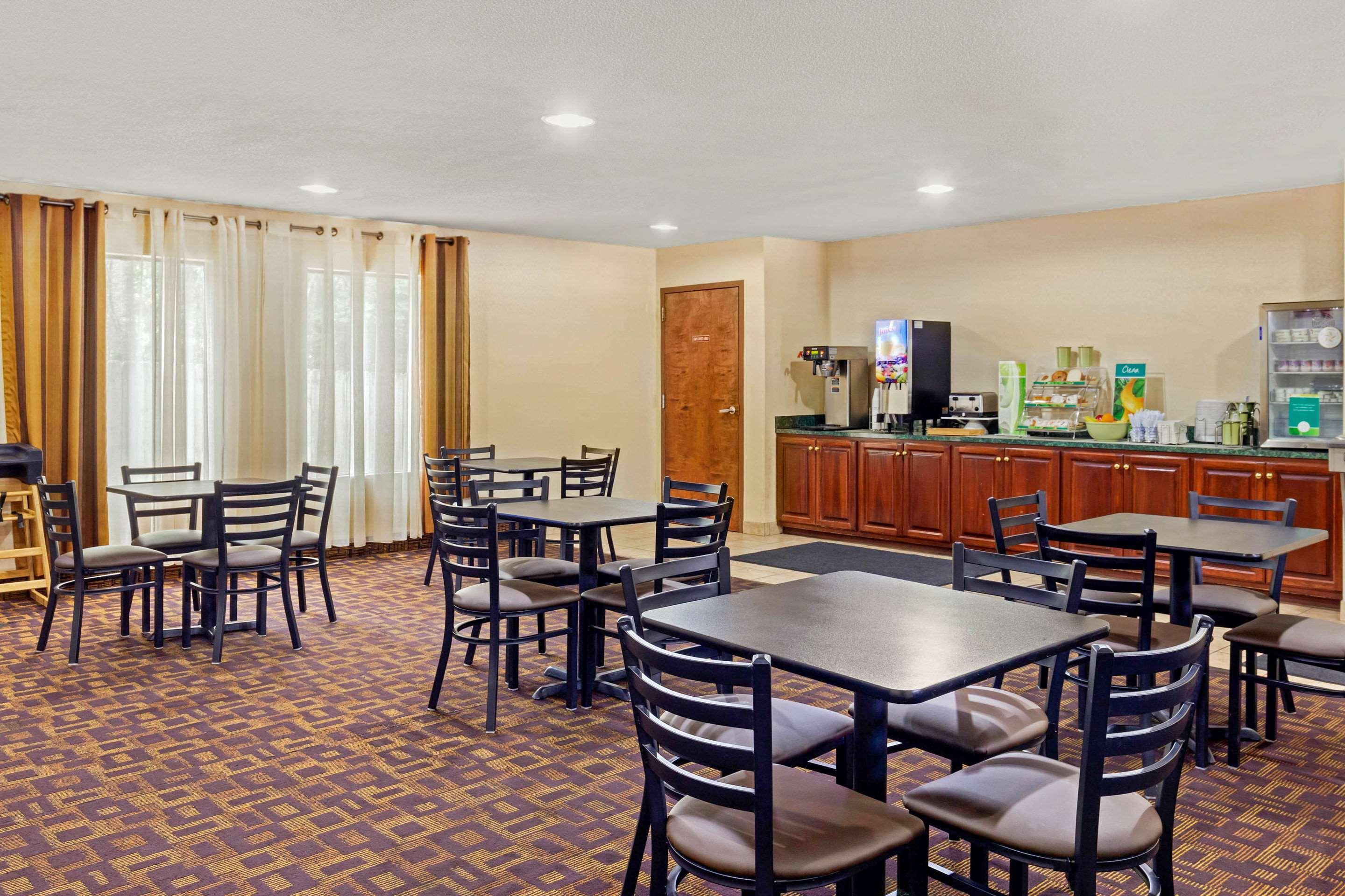 Quality Inn High Point - Archdale Exteriör bild